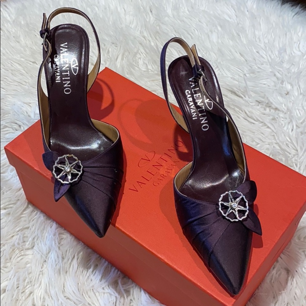 Valentino Garvani purple heel rhinestone flower